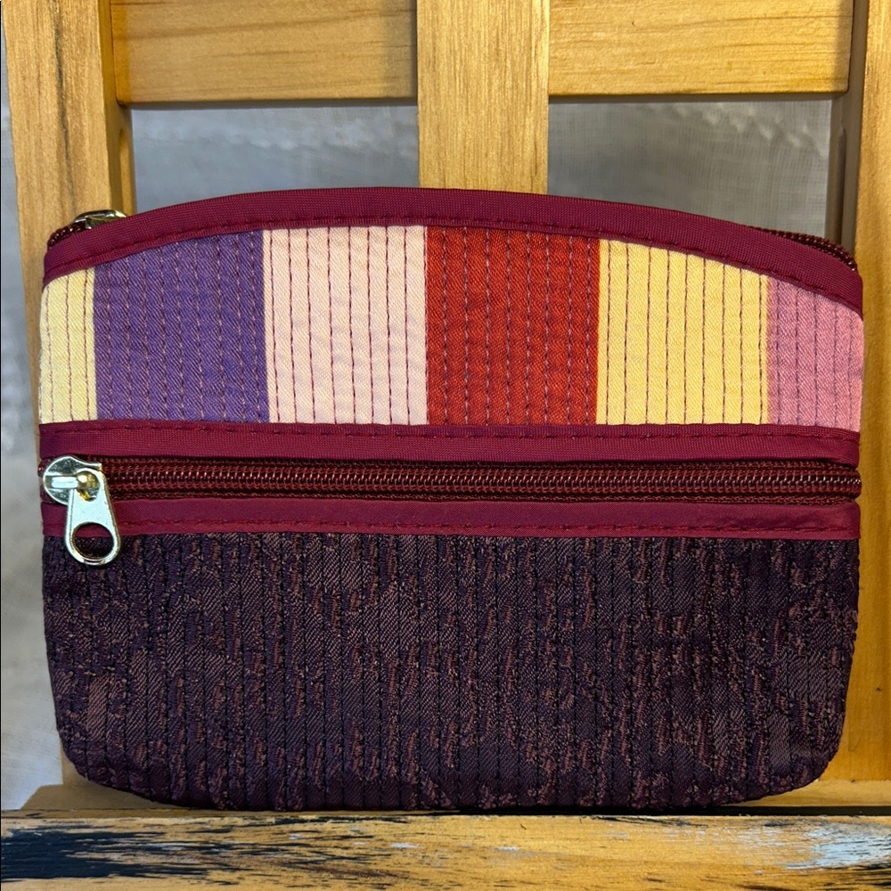 NWOT Handmade quilt stitched small wallet